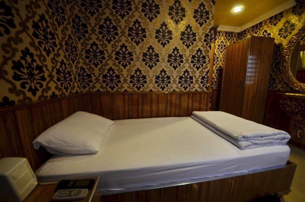 Istiklal Hotel Sanlıurfa Exteriér fotografie